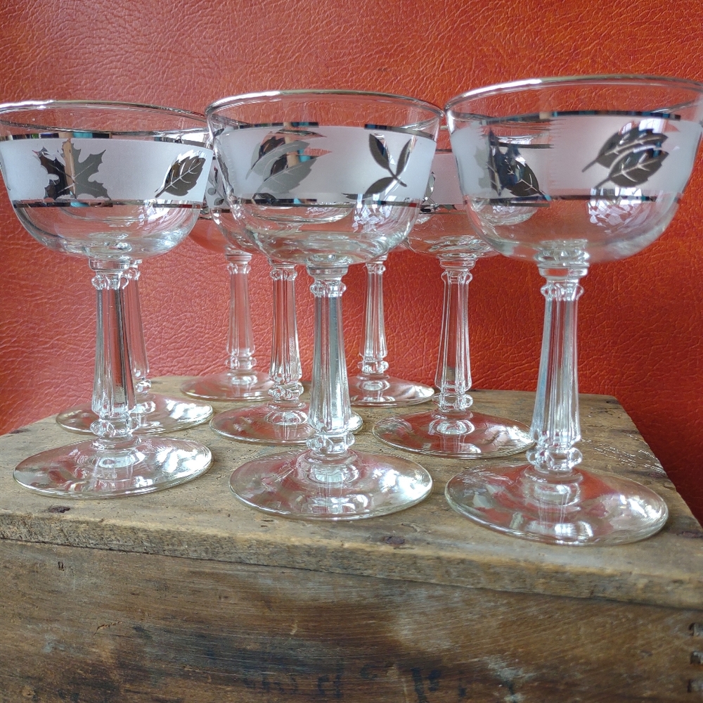 Libbey Silver Leaf & Frosted Stemware Glassware - Vintage - Set of 8